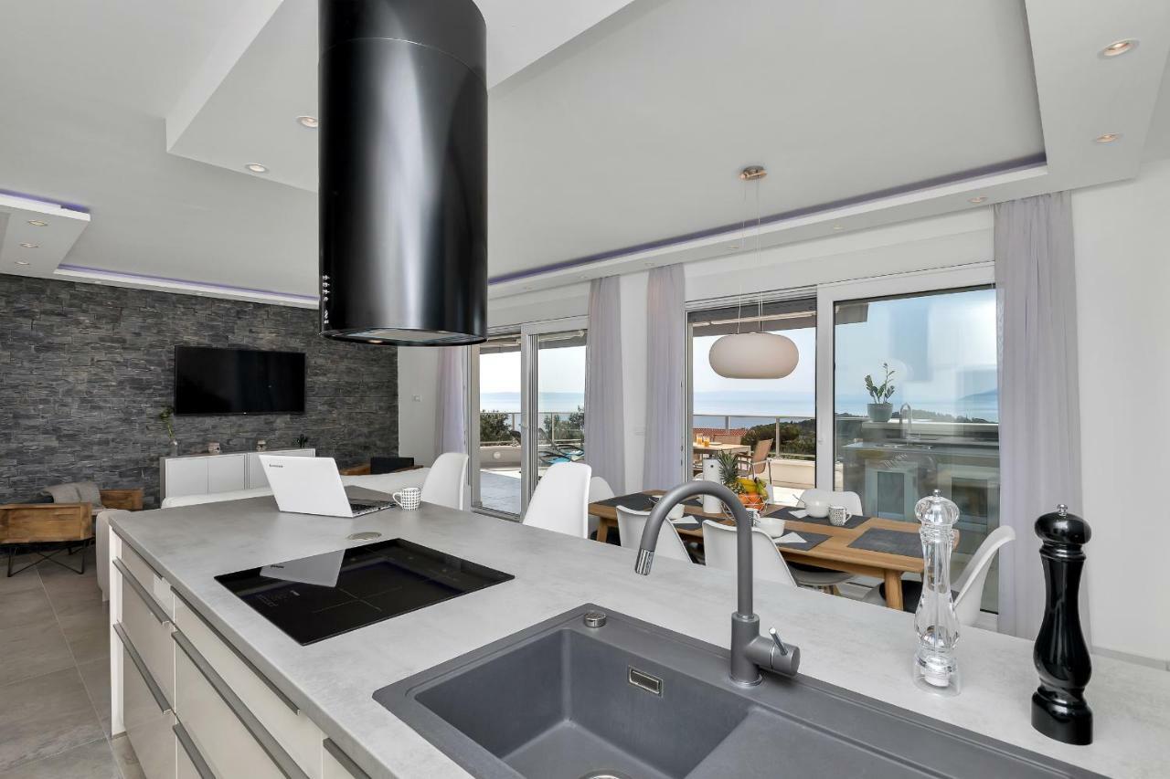 Penthouse Bella Vista Makarska Apartment ภายนอก รูปภาพ