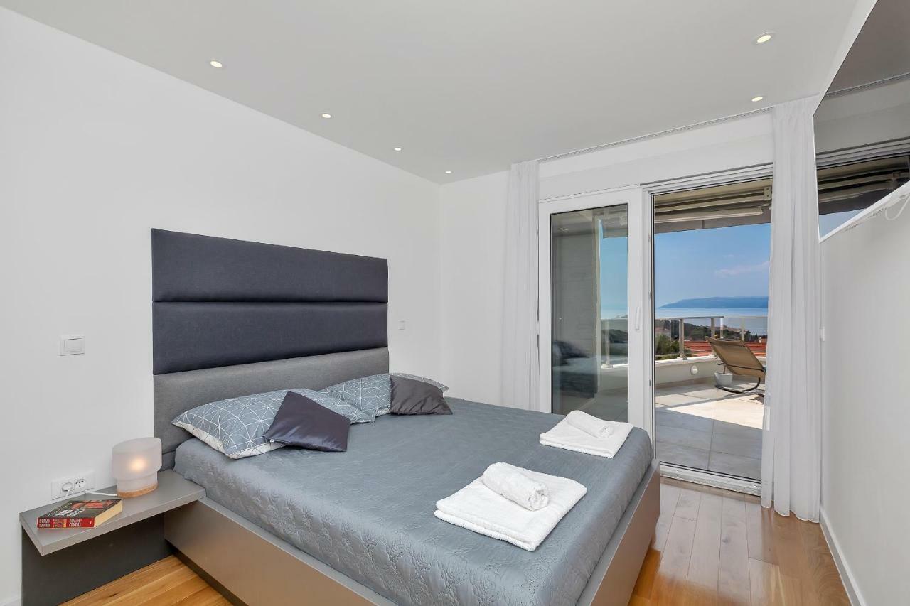 Penthouse Bella Vista Makarska Apartment ภายนอก รูปภาพ