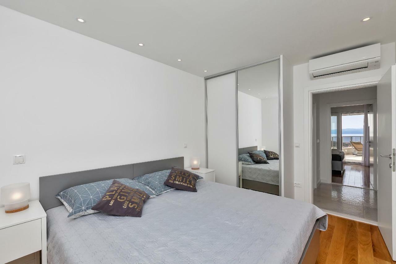 Penthouse Bella Vista Makarska Apartment ภายนอก รูปภาพ
