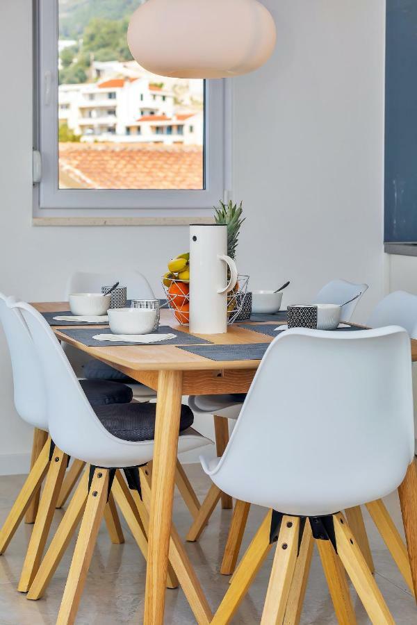 Penthouse Bella Vista Makarska Apartment ภายนอก รูปภาพ