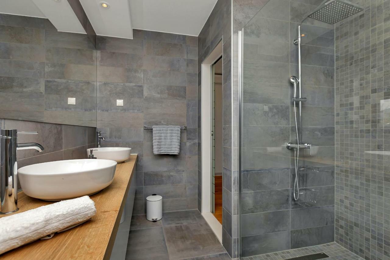 Penthouse Bella Vista Makarska Apartment ภายนอก รูปภาพ