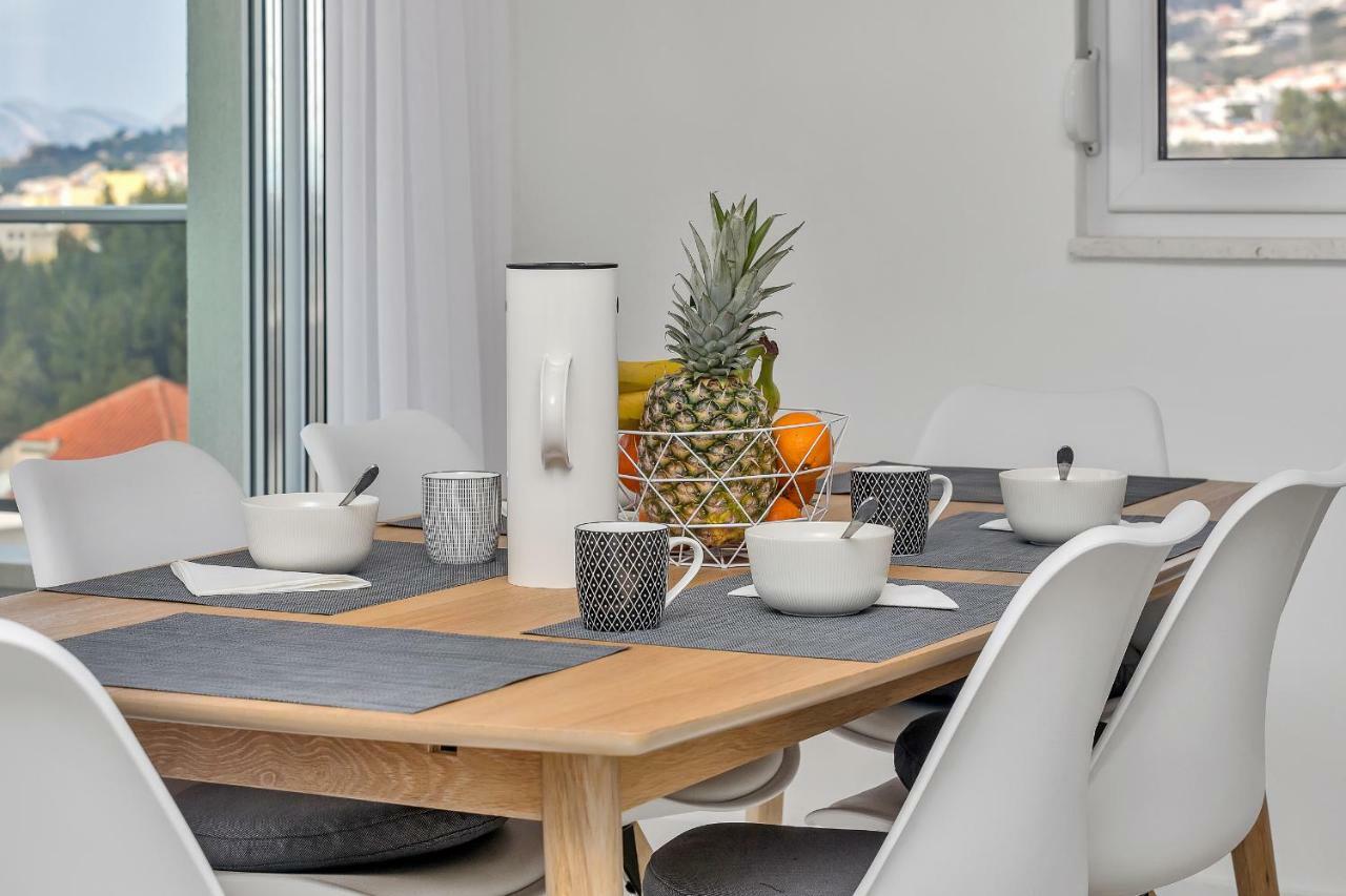 Penthouse Bella Vista Makarska Apartment ภายนอก รูปภาพ